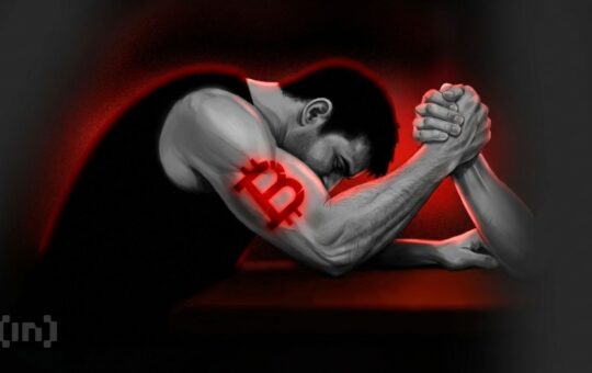 Former NASA Researcher Shares Bitcoin Prediction for 2026