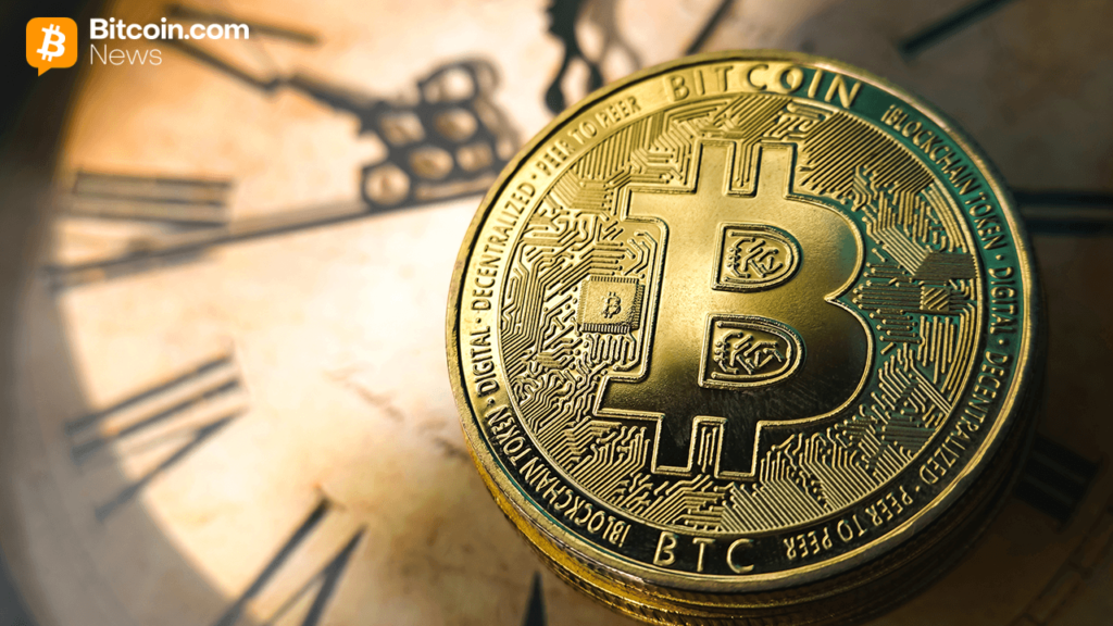 Indicators Show Buy Bias as BTC Nears Decision Zone