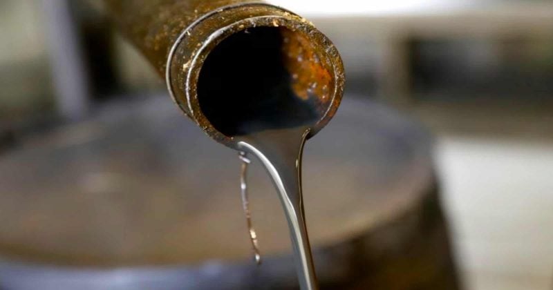 Oil reversal and crowded shorts keep crypto traders on edge