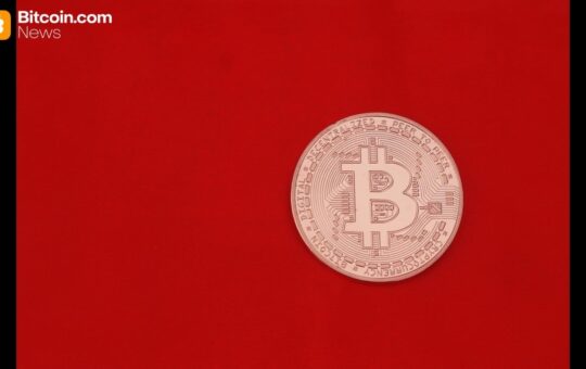 Onchain Analysts Flag Justin Sun-Linked Wallet's 274 Million USDT Exit From Aave Minutes After rsETH Freeze