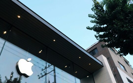 Why companies like Apple are building AI agents with limits
