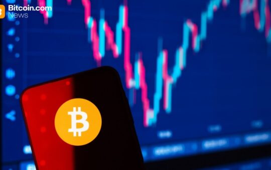Bitcoin Dip-Buy Signal Emerges as Retail Fear Overtakes Optimism
