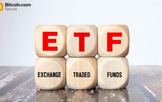 Bitcoin and Ether ETFs Lose $350M While XRP and HYPE Draw Inflows