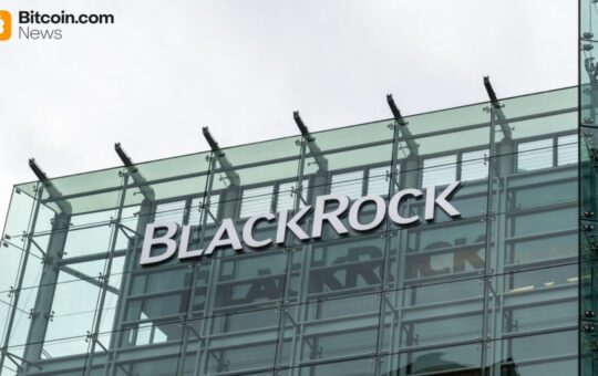 Blackrock Leads $635M Bitcoin ETF Selloff as Solana Demand Holds Firm