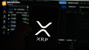 Canary Leads XRP ETF Gains as Bitcoin ETFs Lose $101M