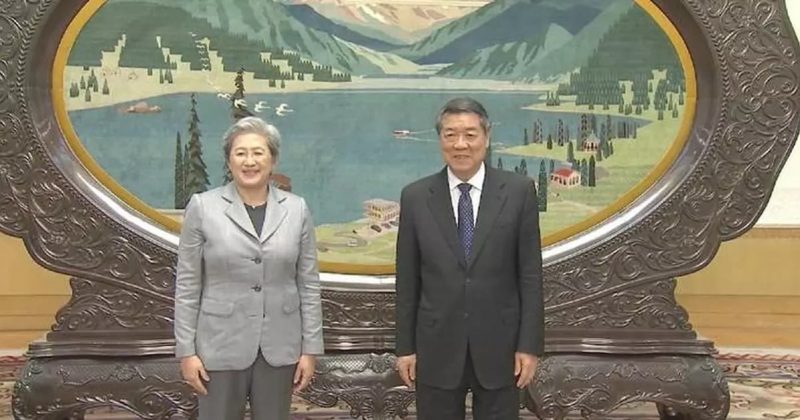 China’s vice premier He Lifeng meets AMD CEO Lisa Su to discuss tech cooperation