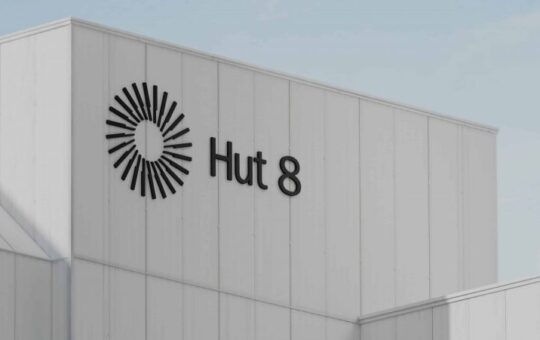 Hut 8 stock nears 35% surge after $9.8B AI data center lease