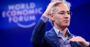 Palantir CEO expects 100% growth in US operations