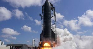 SpaceX prepares for high-stakes Starship V3 test flight next week