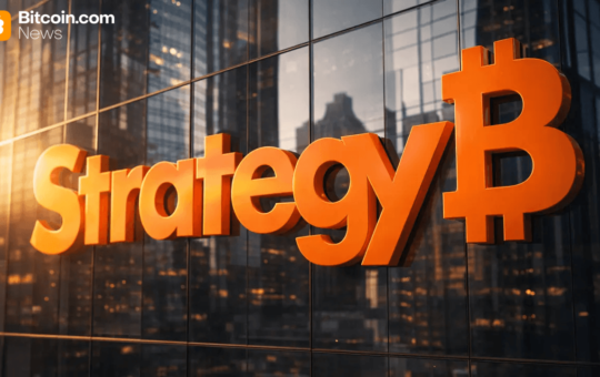 Strategy STRC Pays Farmer's Father 11.5% Yield, Critics Call It a Bitcoin Bait and Switch