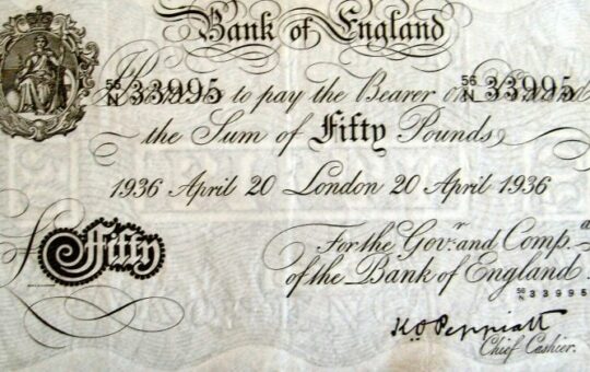 UK borrowing costs hit 18-year high as leadership uncertainty rattles gilt markets