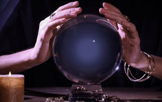 10 Crypto Market Predictions for 2026 Show Winners, Laggards, and Emerging Trends