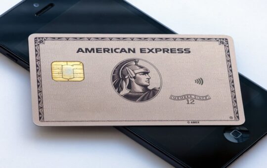 American Express Builds a Stablecoin Team With VP Role Paying Up to $282,000