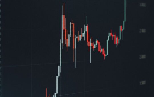 Bitcoin's Bounce to $64,000 Wipes out $320 Million in Crypto Shorts in 15 Minutes
