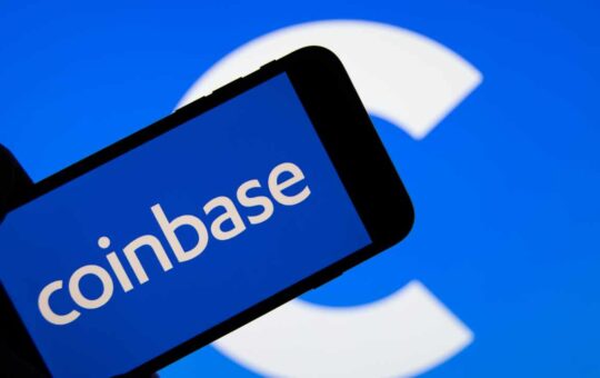 Coinbase, MassPay Link 180-Country Network to Enterprise USDC Payouts