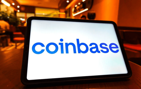 Coinbase Targets Investors With Tokenized Stocks Tied 1:1 to Real Shares – Bitcoin News