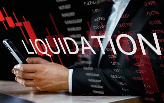 Crypto Traders Lose $1B in 24 Hours as Short Sellers Face Rising Pressure
