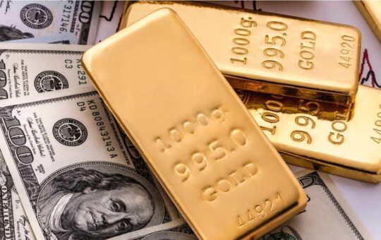 Gold Overtakes US Treasuries as Top Reserve Asset: ECB Data
