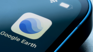Google Earth’s Hidden Flight Simulator Is Now Playable in Web Browsers