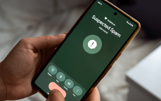 Google Unveils a Clever Trick to Safeguard You From AI-Driven Phone Scams – Bitcoin News