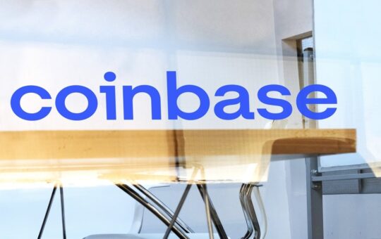 Governments and Family Offices Are 'Happy' to Buy Bitcoin at a Discount