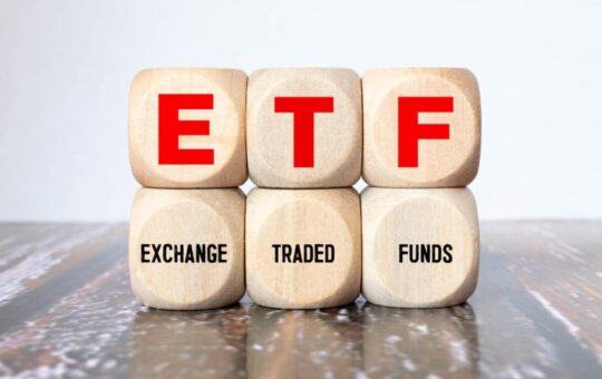 HYPE ETFs Pull in $111 Million as Bitcoin and Ether Funds Lose Over $2 Billion