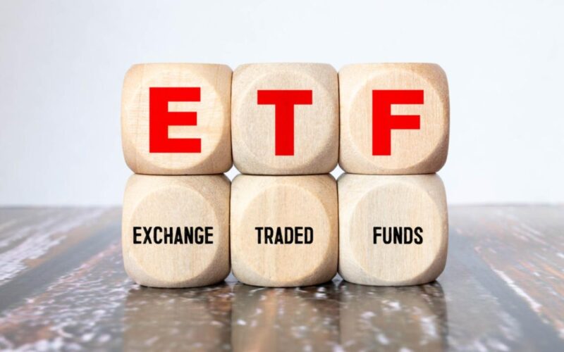 HYPE ETFs Pull in $111 Million as Bitcoin and Ether Funds Lose Over $2 Billion