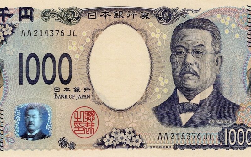 Japanese Yen Sinks to 162.27, Its Weakest Since 1986, Reviving Intervention Bets