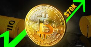 Scaramucci Says Bitcoin Apathy Is a Bullish Signal, Expects Rally to Start Late 2026