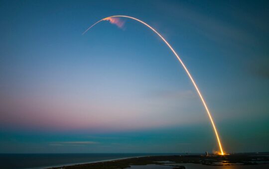Tokenized SpaceX Share Push Hits Refund Trouble After Exchanges Cancel Allocations