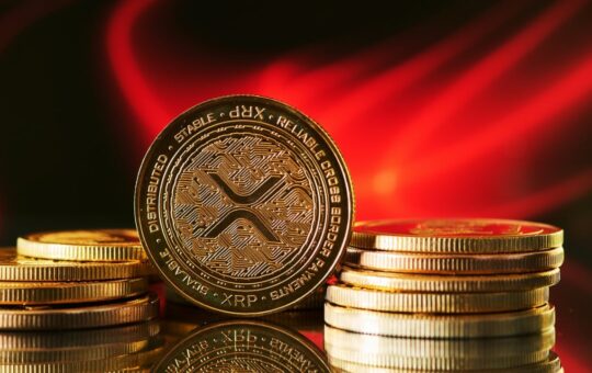 XRP Fees Collapse 91.5% as Network Demand Flashes Warning