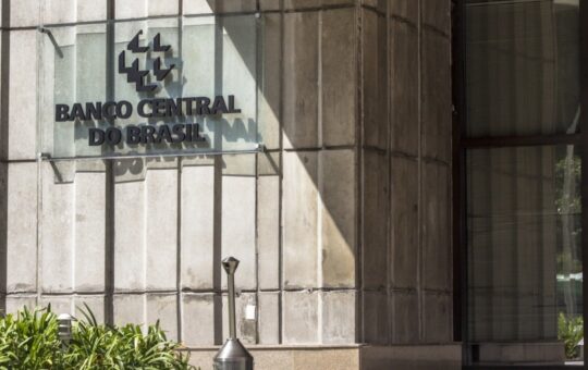 Abcripto Blasts Central Bank of Brazil's 24-Hour Stablecoin Lock as 'Disproportionate'