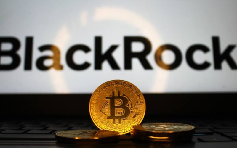 Blackrock Pulls in $204M as Bitcoin ETFs Finish the Week Positive