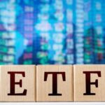 Crypto ETFs Split as Ether, HYPE and Solana Gain While Bitcoin Loses $295 Million