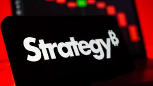 Farside Warns Strategy’s 12% STRC Dividend Plan Could Weaken Investor Confidence