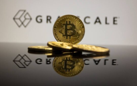 Grayscale Says Fed Policy Could Decide if Bitcoin Bear Market Ends Now or Runs to October
