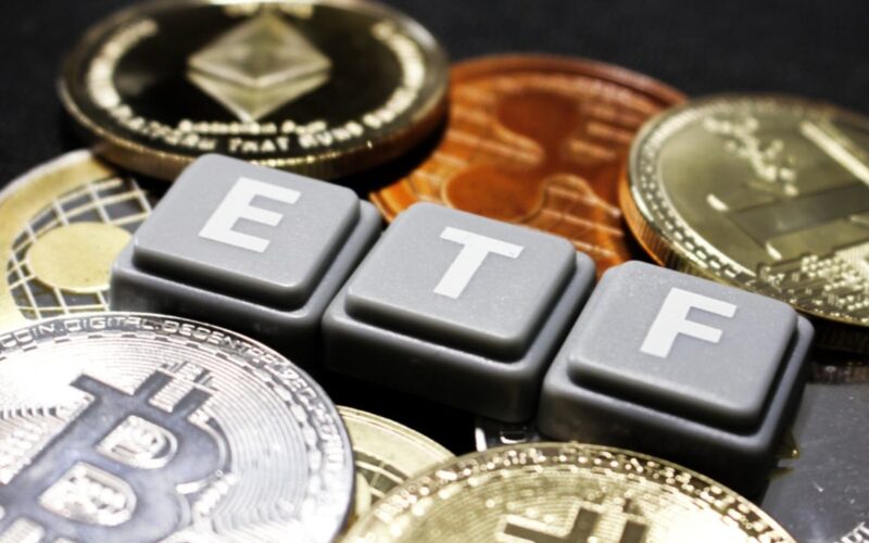 Investors Push $79M Into Bitcoin ETFs as Ether Funds Lose $28M