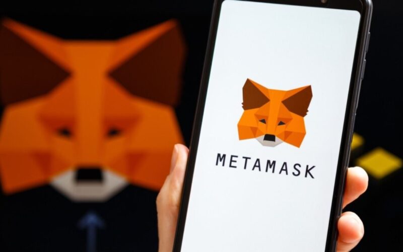 Metamask Launches Money Account With up to 4% APY and Mastercard Spending Access