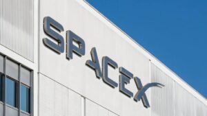 SpaceX Slide and Kimi K3 Launch Fuel Fears of AI Stock Bubble