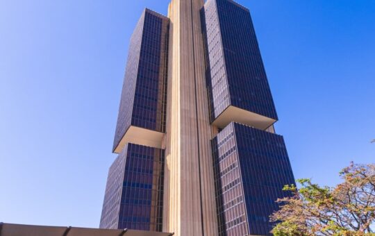 Stablecoins Surge 2% in Brazil as the Central Bank Triggers a New 'Samba Premium'