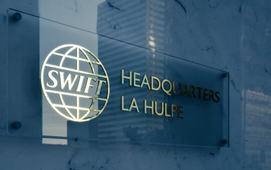Swift Launches a Blockchain Ledger to Bring 24/7 Cross-Border Payments to the Global Banking System