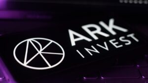 ARK's Valente Sees RWA Trading Reshaping DeFi Platform Economics