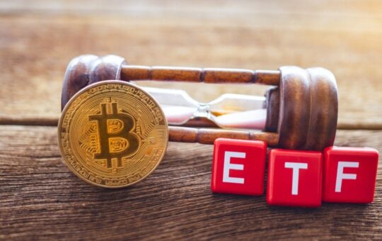 Bitcoin ETFs Shed $144.67M as 5-Day Inflow Streak Breaks