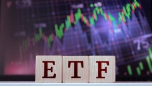 Bitcoin, Ether ETFs Pull In $2.6B in Strongest Week Since October