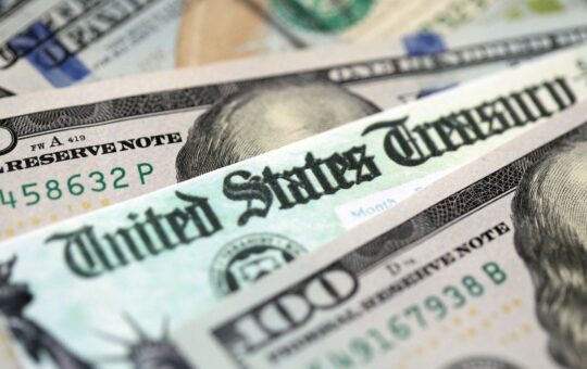 Clarity Act Won't Save US Treasury Debt Market, Analyst Warns