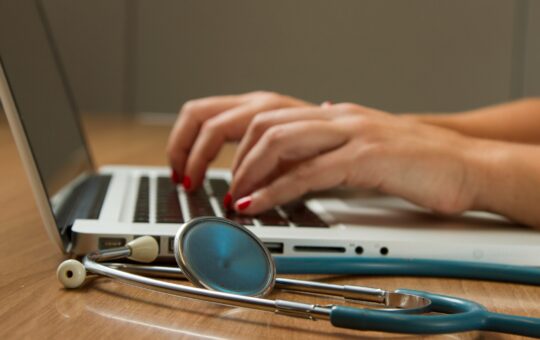 Google tests AMIE for clinical video consultations