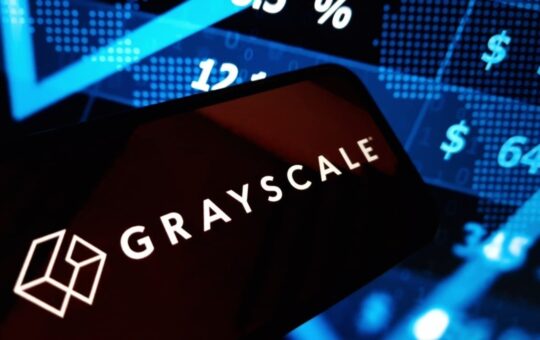 Grayscale Gives BNB 30.6% in Smart Contract Fund, Tops Ether and Solana