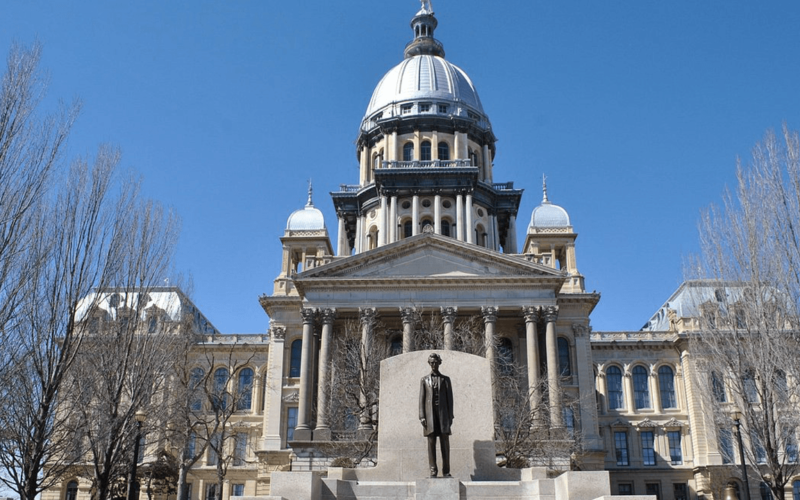 Illinois' 0.2% Crypto Tax Sparks a Full-Blown Courtroom War