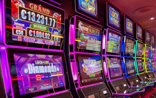 New Jersey Player Turns $2 Spin Into Record $2.95M Online Jackpot