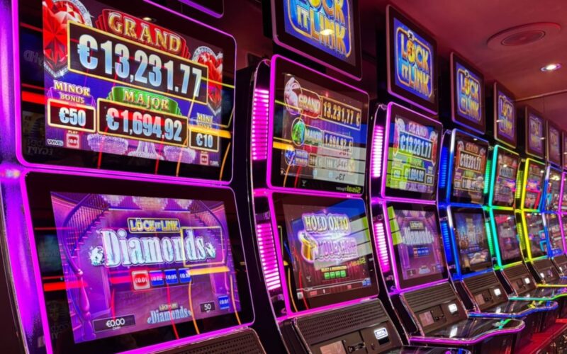 New Jersey Player Turns $2 Spin Into Record $2.95M Online Jackpot